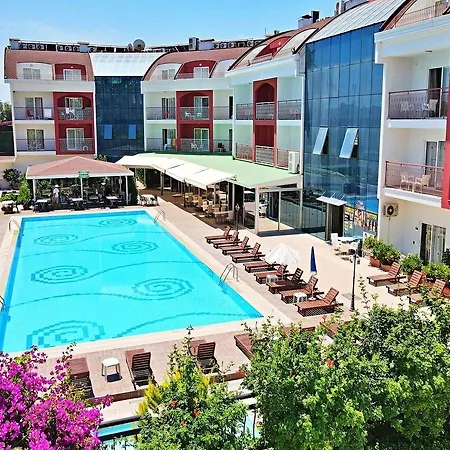 Legend Hotel 4*