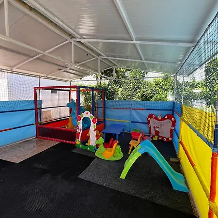 Ξενοδοχείο Legend 4*