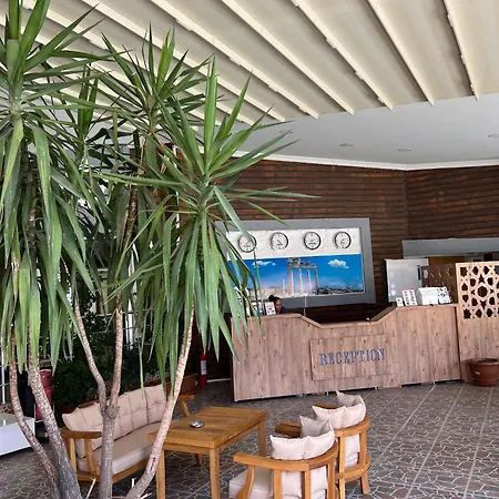 Szálloda Legend Side