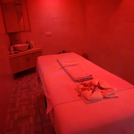 Отель Legend 4*