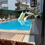 Отель Legend 4*